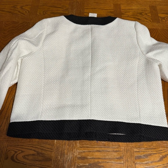 NEW J. Crew Factory Lady Tweed Jacket 14 Black White Gold Button Blazer Chic - Picture 16 of 16